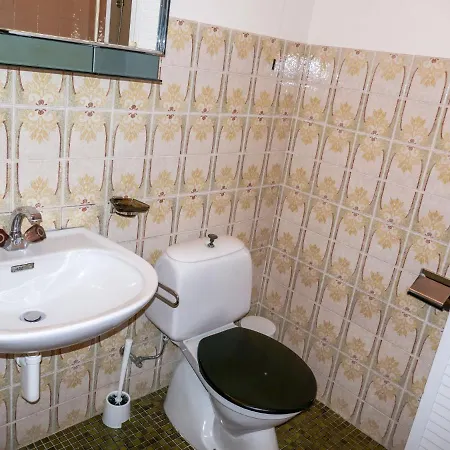 Christiania 2 Tbel By Interhome